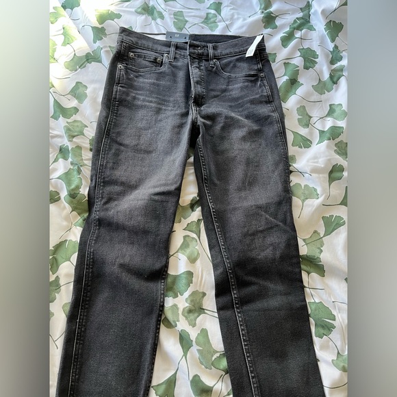 NWT Gap High Rise Vintage Slim Jeans with Washwell - Tags still on, Never worn. - Picture 3 of 10